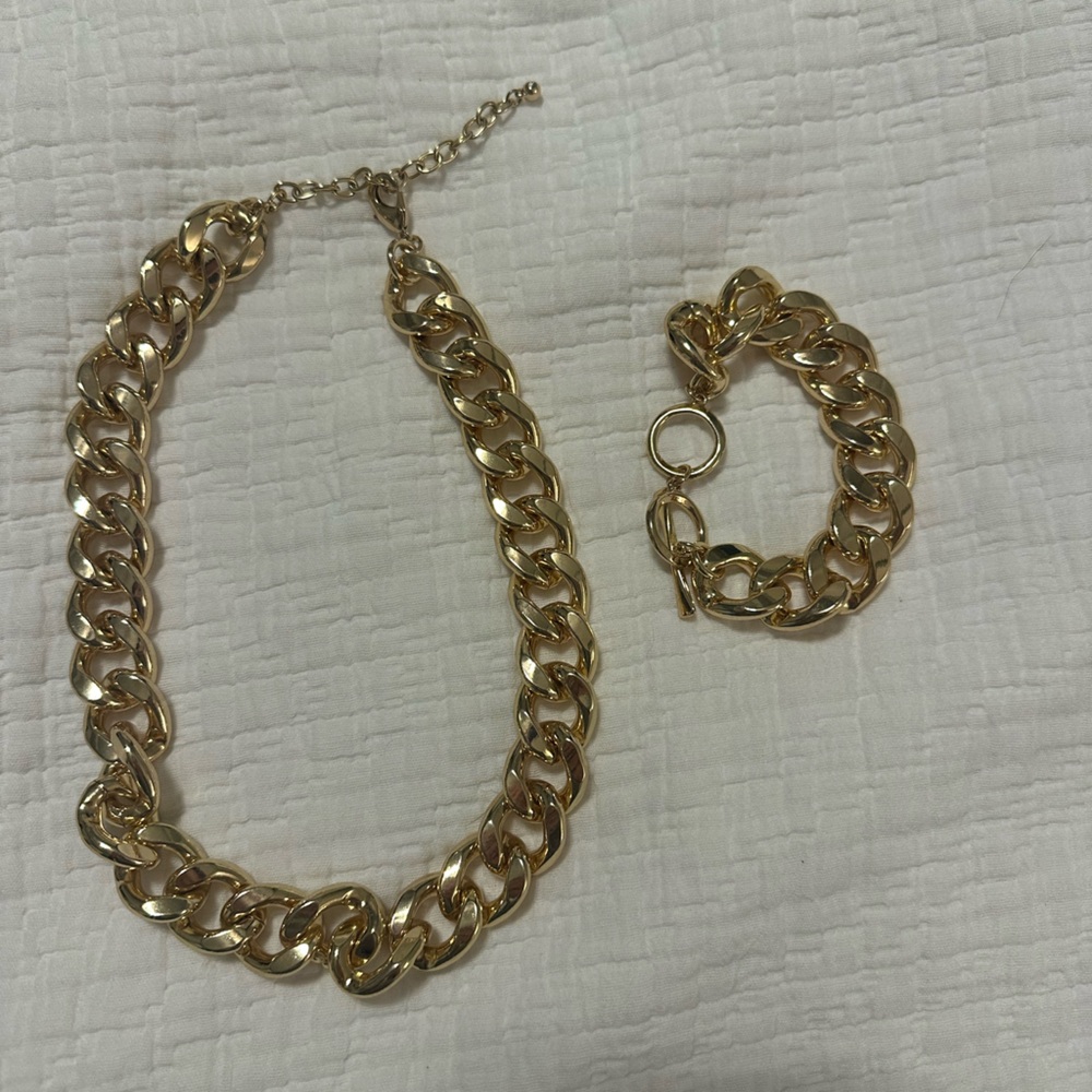 Gold Chain Necklace and Bracelet Set